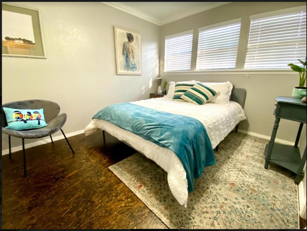 Private Bedroom Suite - Communal House Near Integris Oklahoma City Exteriör bild